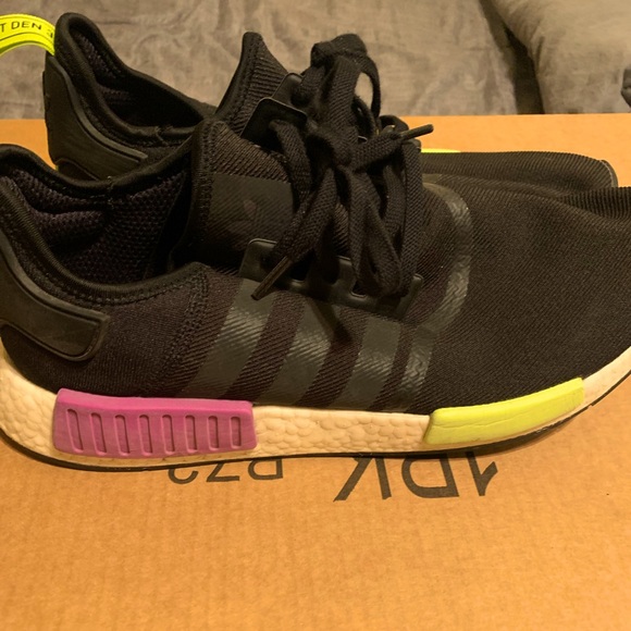 Adidas - Picture 1 of 3